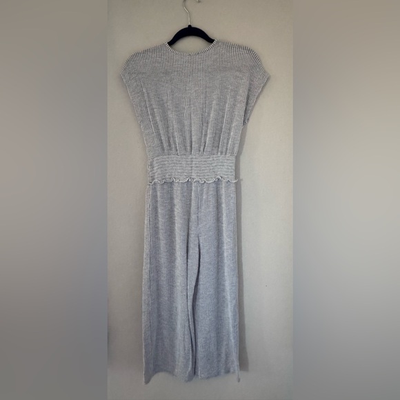Caution to the Wind Size Large Gray Ribbed Women's Jumpsuit - Picture 3 of 10